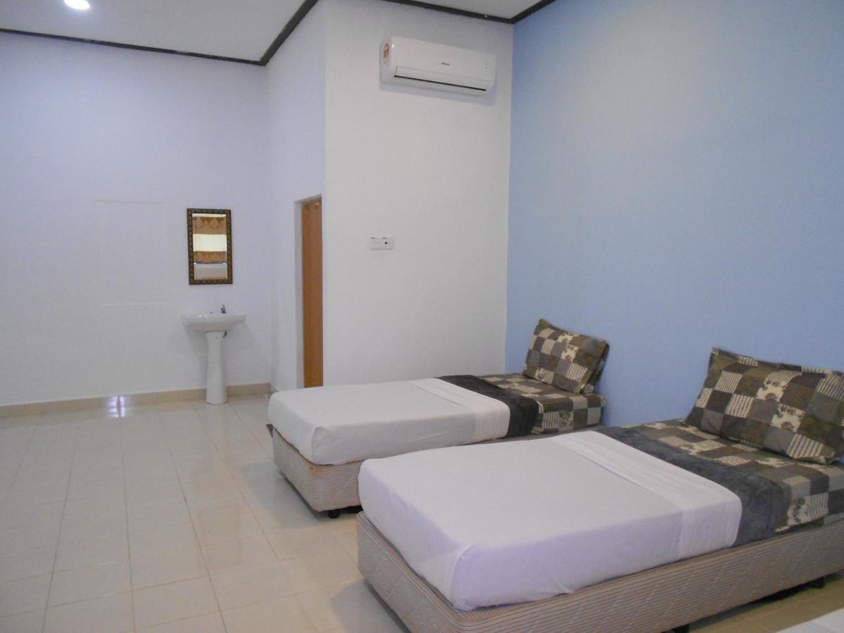 Perintis Motel Cenang بانتايْ تْشينانغ المظهر الخارجي الصورة